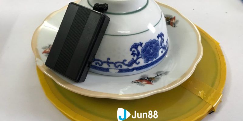 Dấu hiệu nhận biết xóc đĩa bịp mới nhất và cách phòng tránh